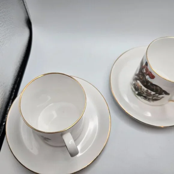 Vintage Royal Tuscan Tally-ho mini cups & saucers 3 in all - Picture 8 of 13